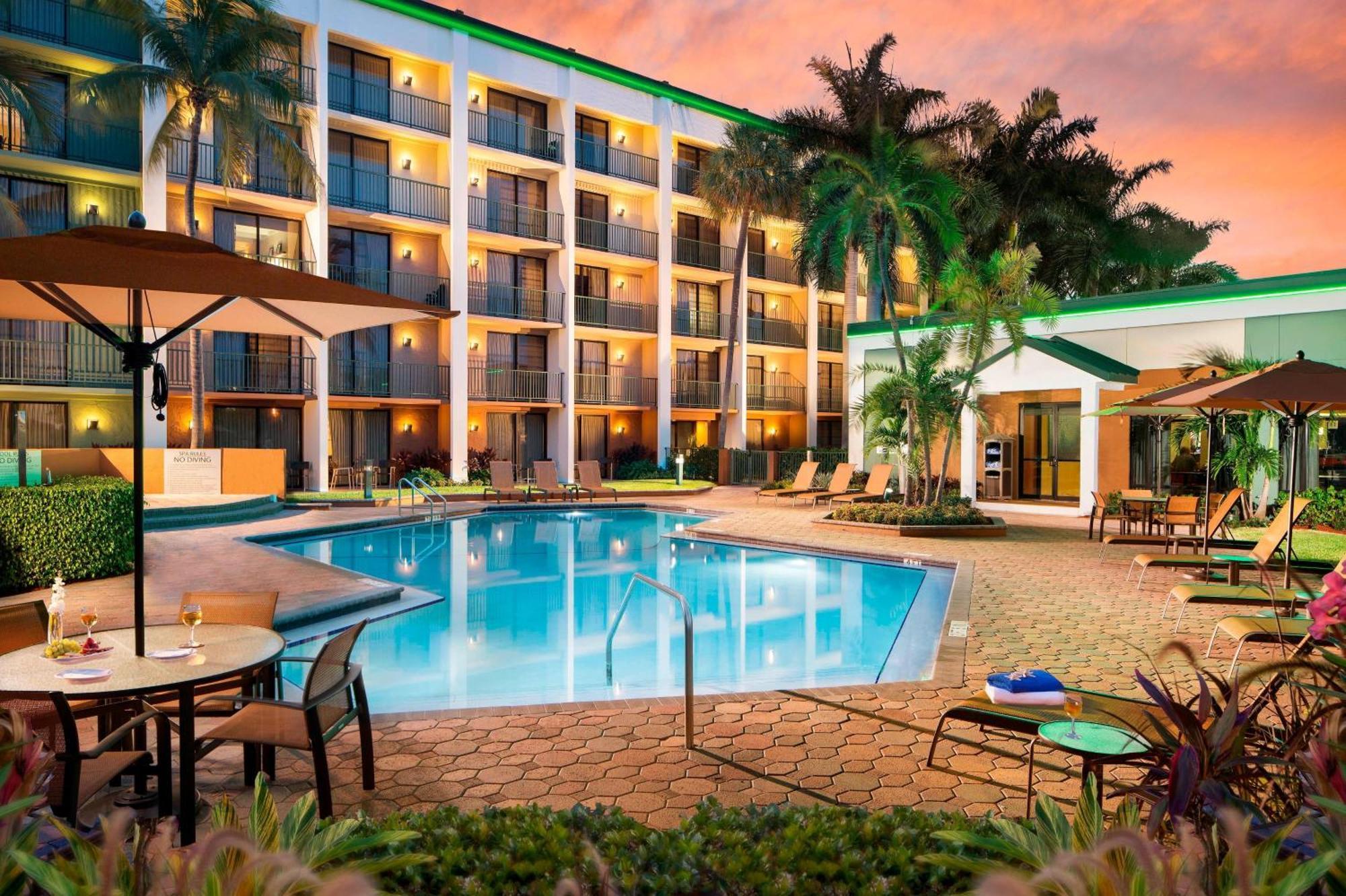 Courtyard By Marriott Fort Lauderdale East / Lauderdale-By-The-Sea Eksteriør billede