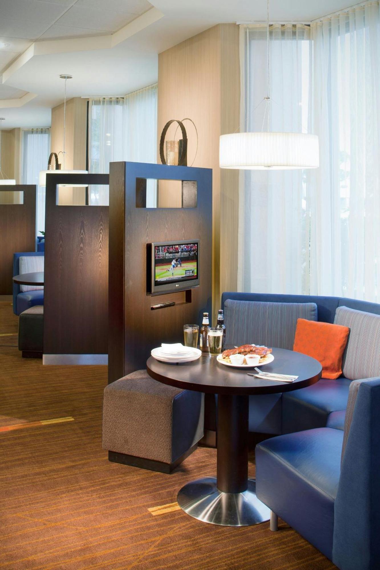 Courtyard By Marriott Fort Lauderdale East / Lauderdale-By-The-Sea Eksteriør billede