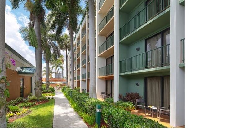 Courtyard By Marriott Fort Lauderdale East / Lauderdale-By-The-Sea Eksteriør billede